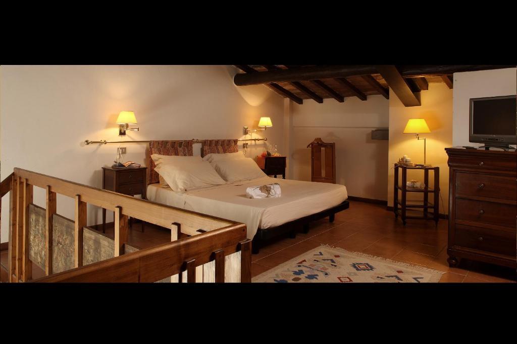 Residence In Centro Mantova Room photo