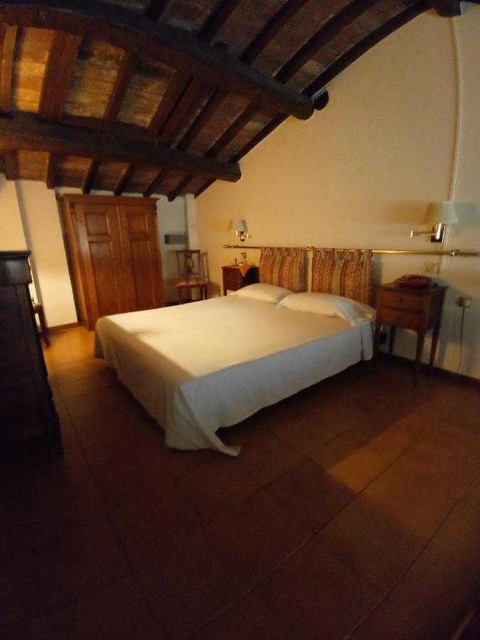 Residence In Centro Mantova Exterior photo